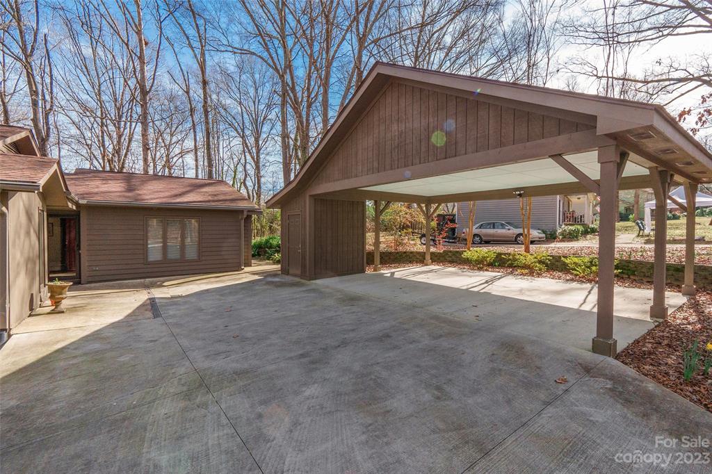 Shadowbrook - Residential