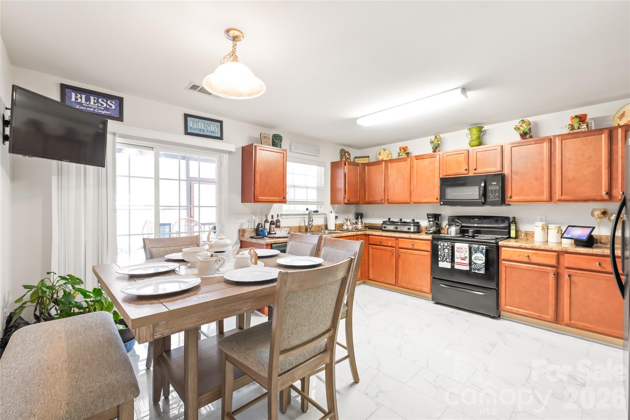 Potters Trace - Residential