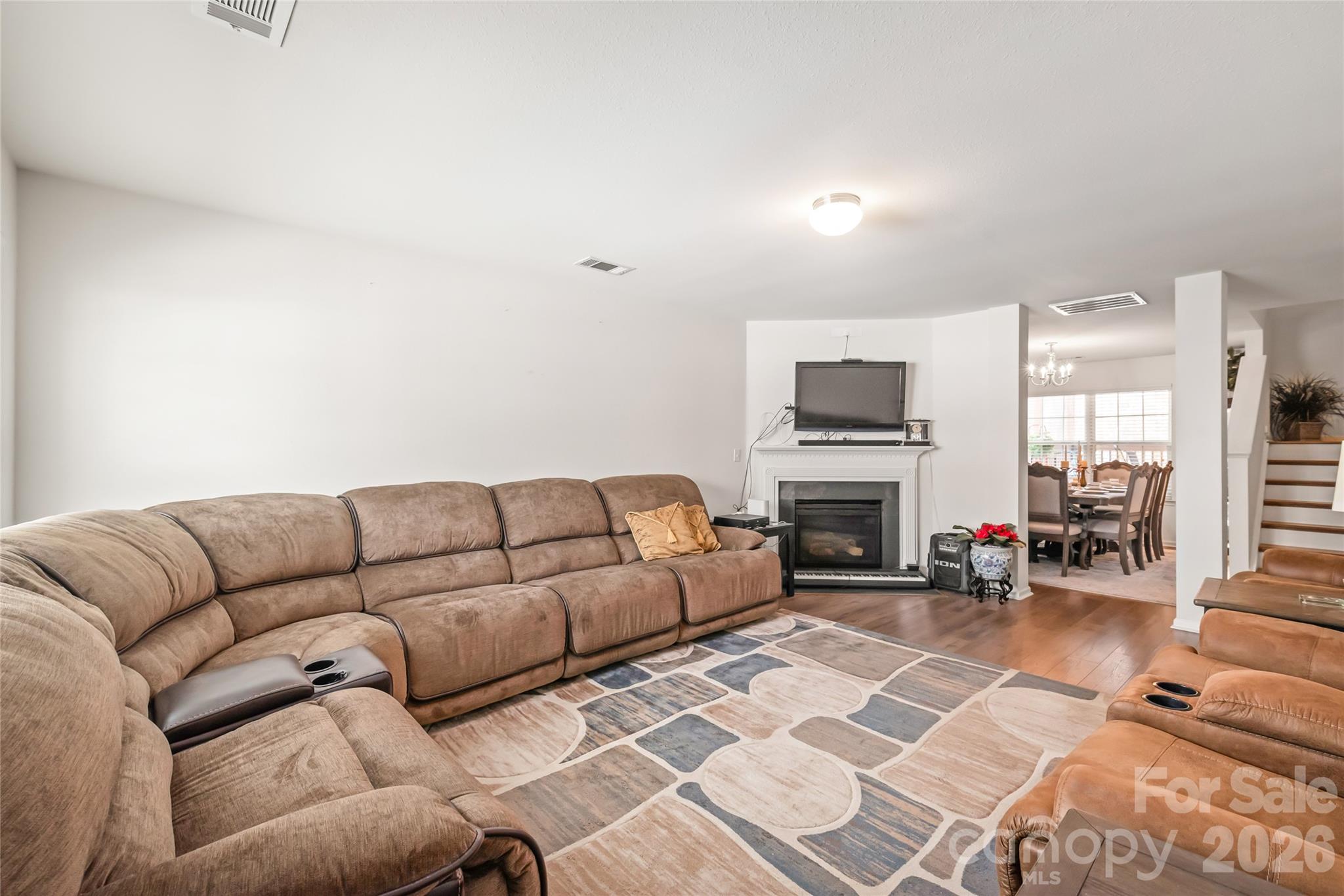 Potters Trace - Residential