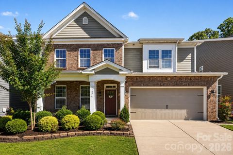 Photo of 1376 Rainier Drive, Fort Mill, SC 29708 (MLS # 4381935)