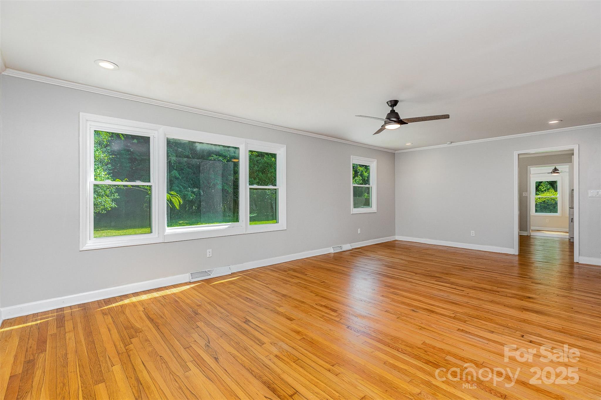 6007 Charing Place