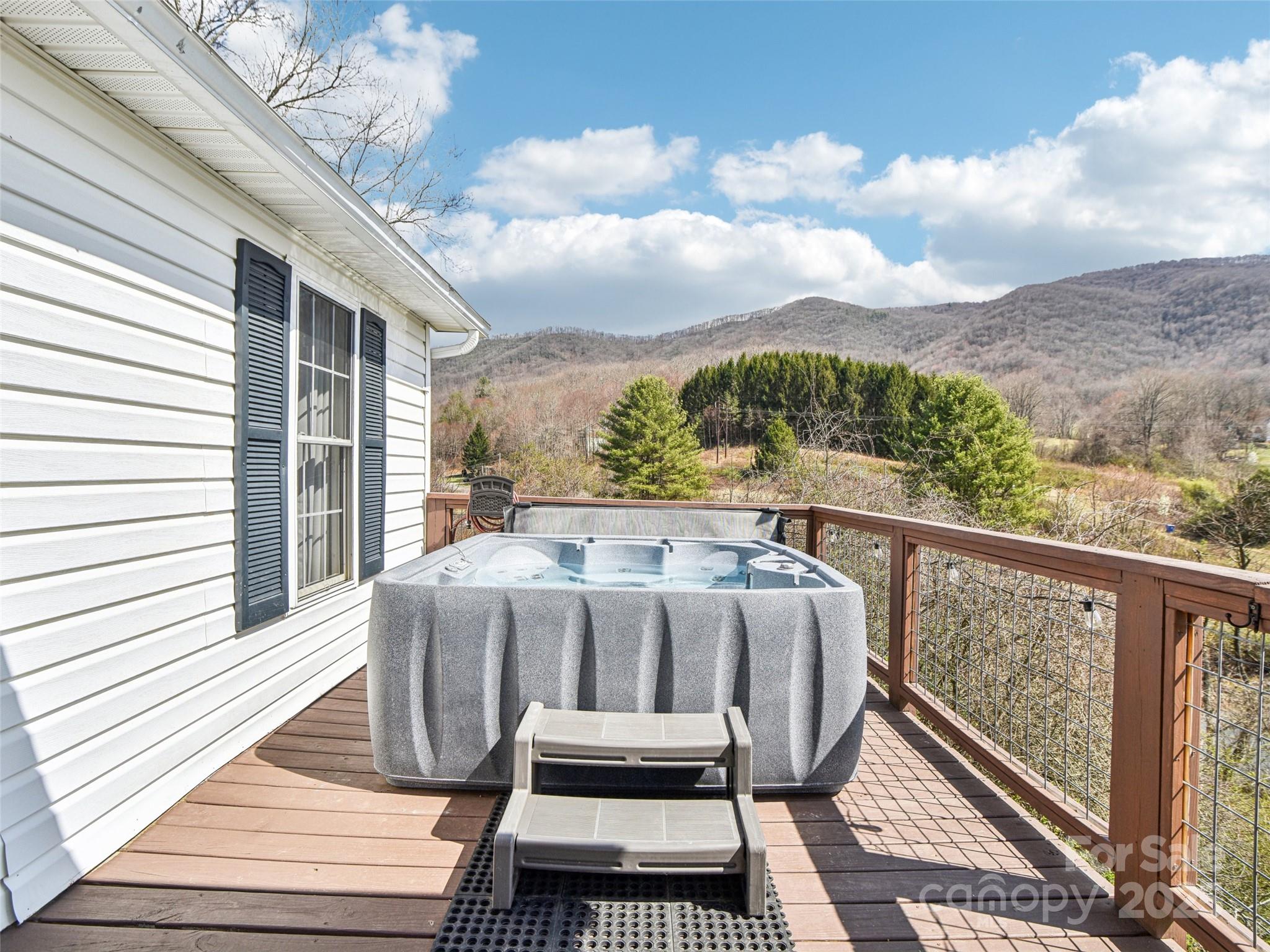 52 Westwind Drive