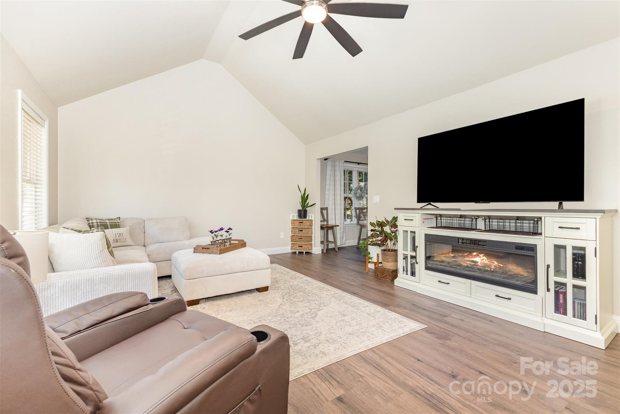 6032 Castle Pines Drive