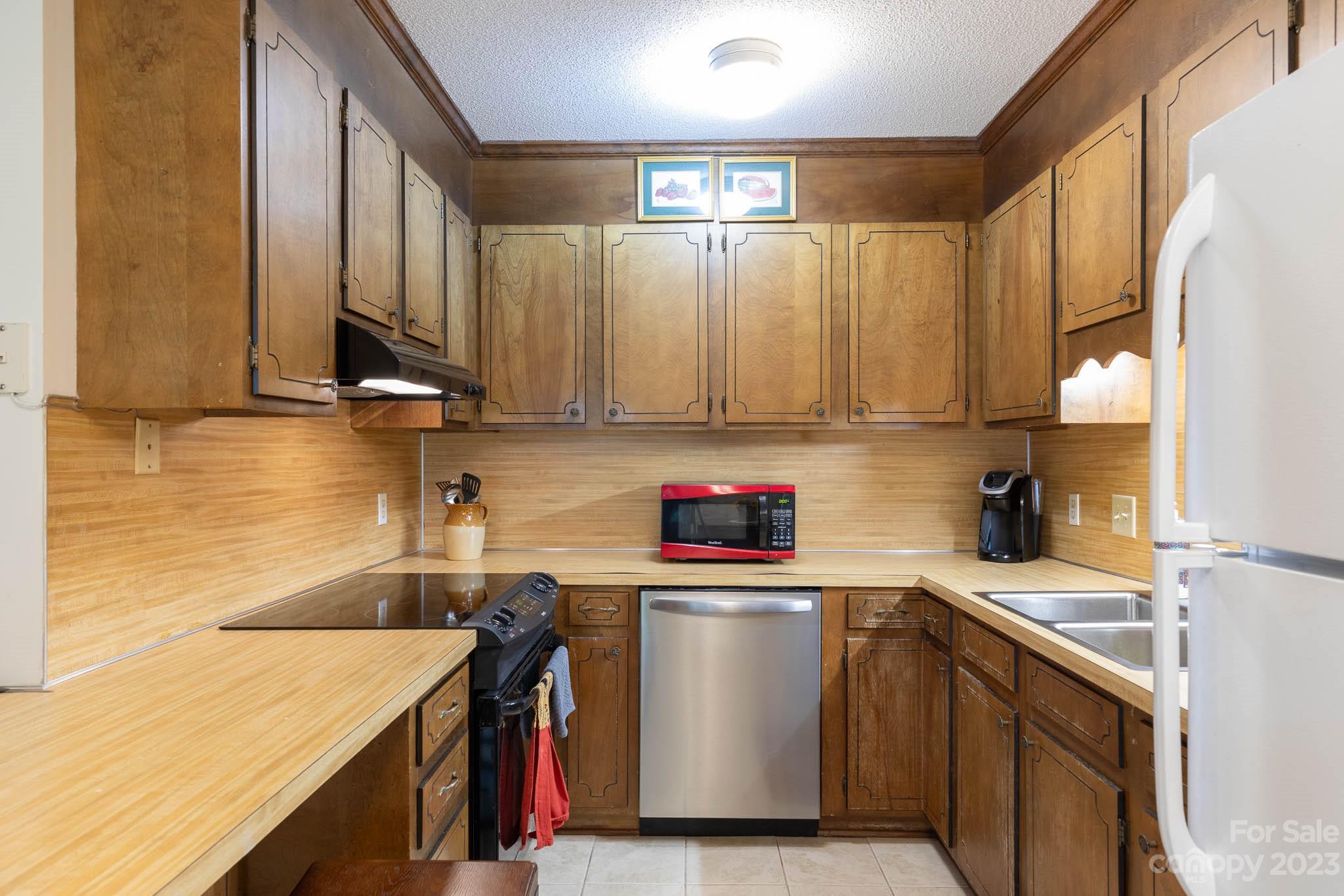 Parkwood Villas - Residential