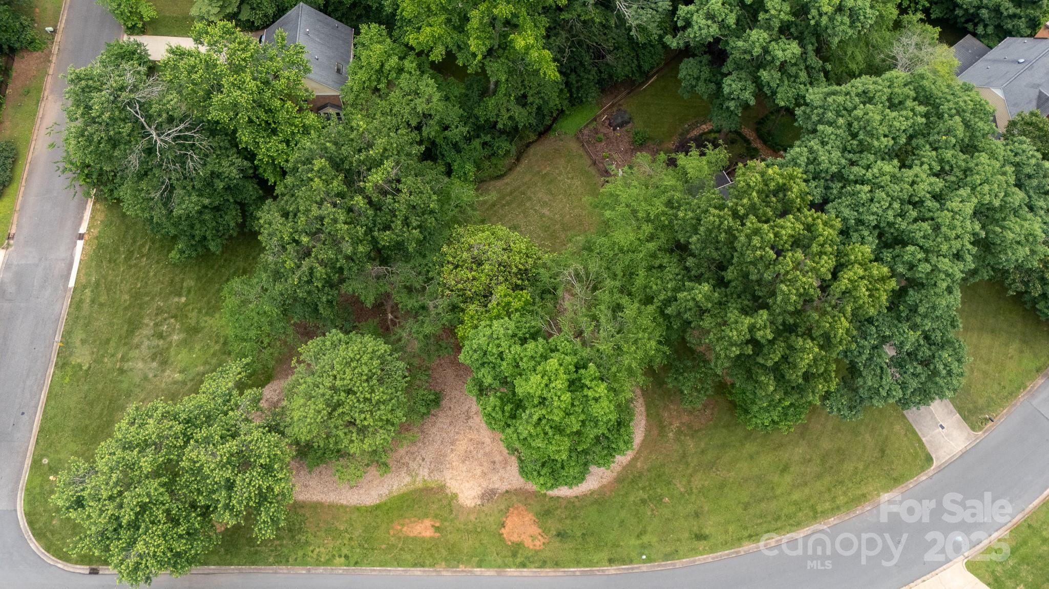 POINT CROSSING - Residential