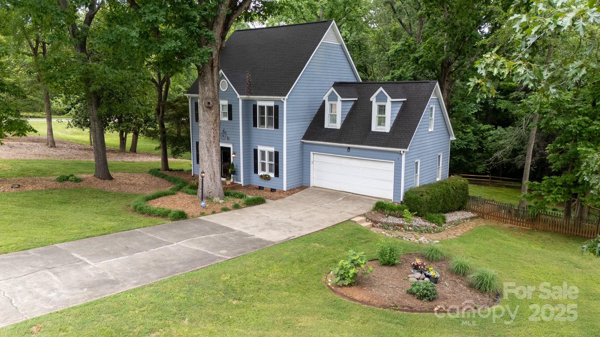 POINT CROSSING - Residential