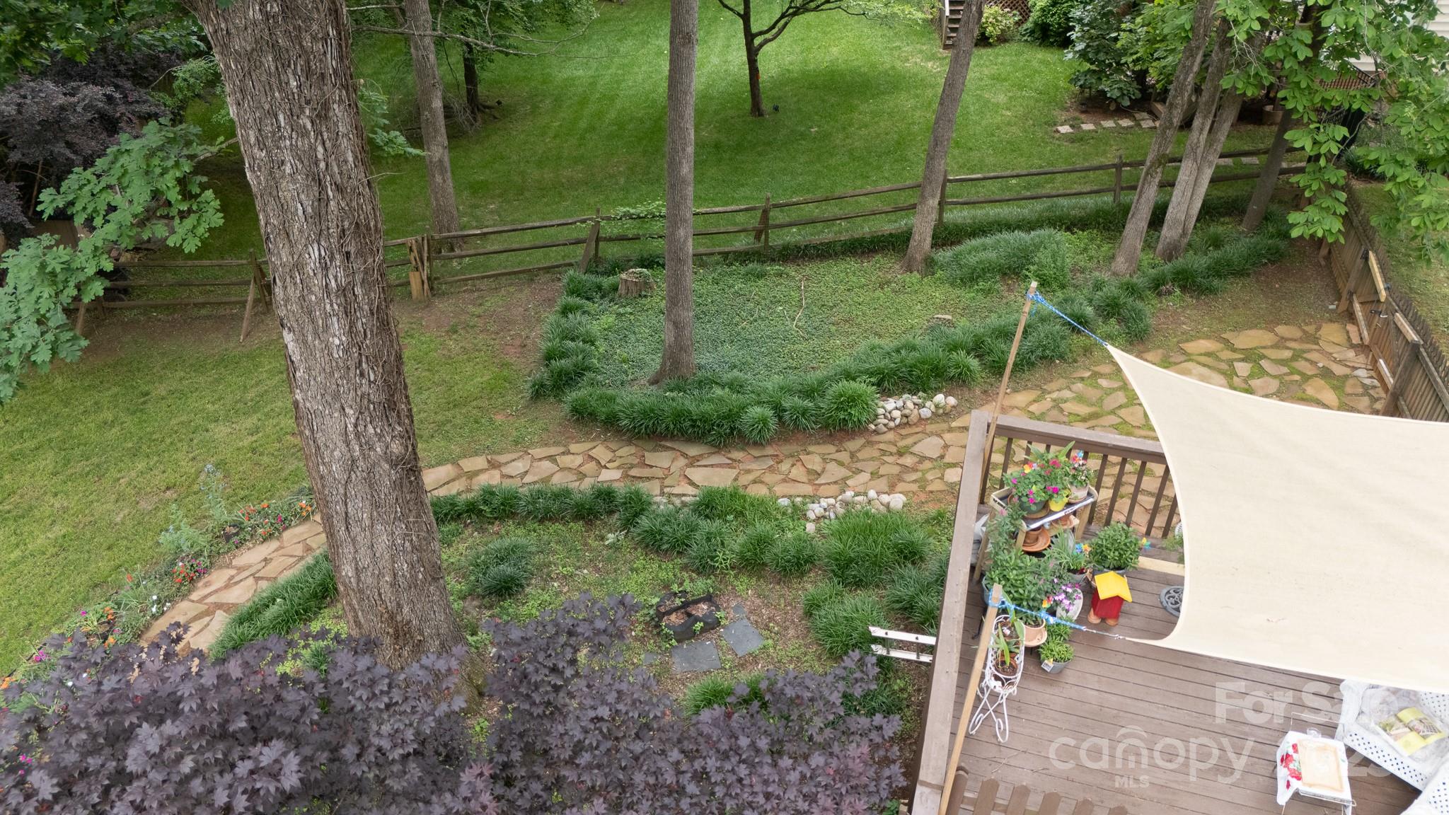 POINT CROSSING - Residential