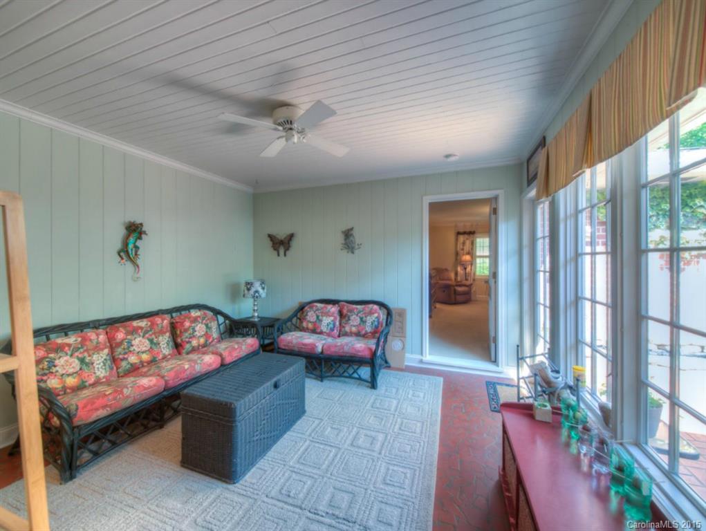 Armstrong Circle - Residential
