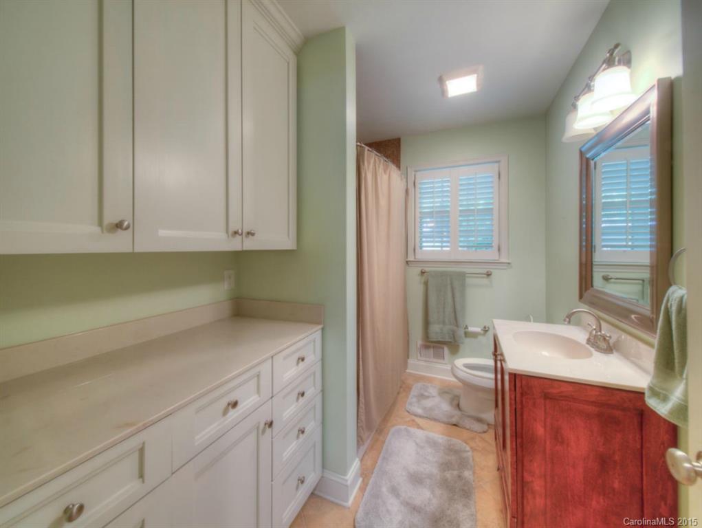 Armstrong Circle - Residential