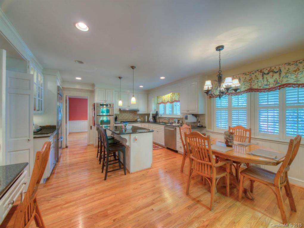 Armstrong Circle - Residential