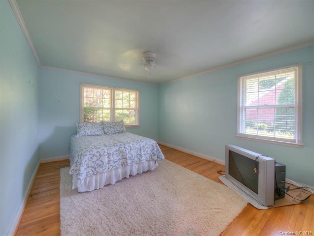 Armstrong Circle - Residential
