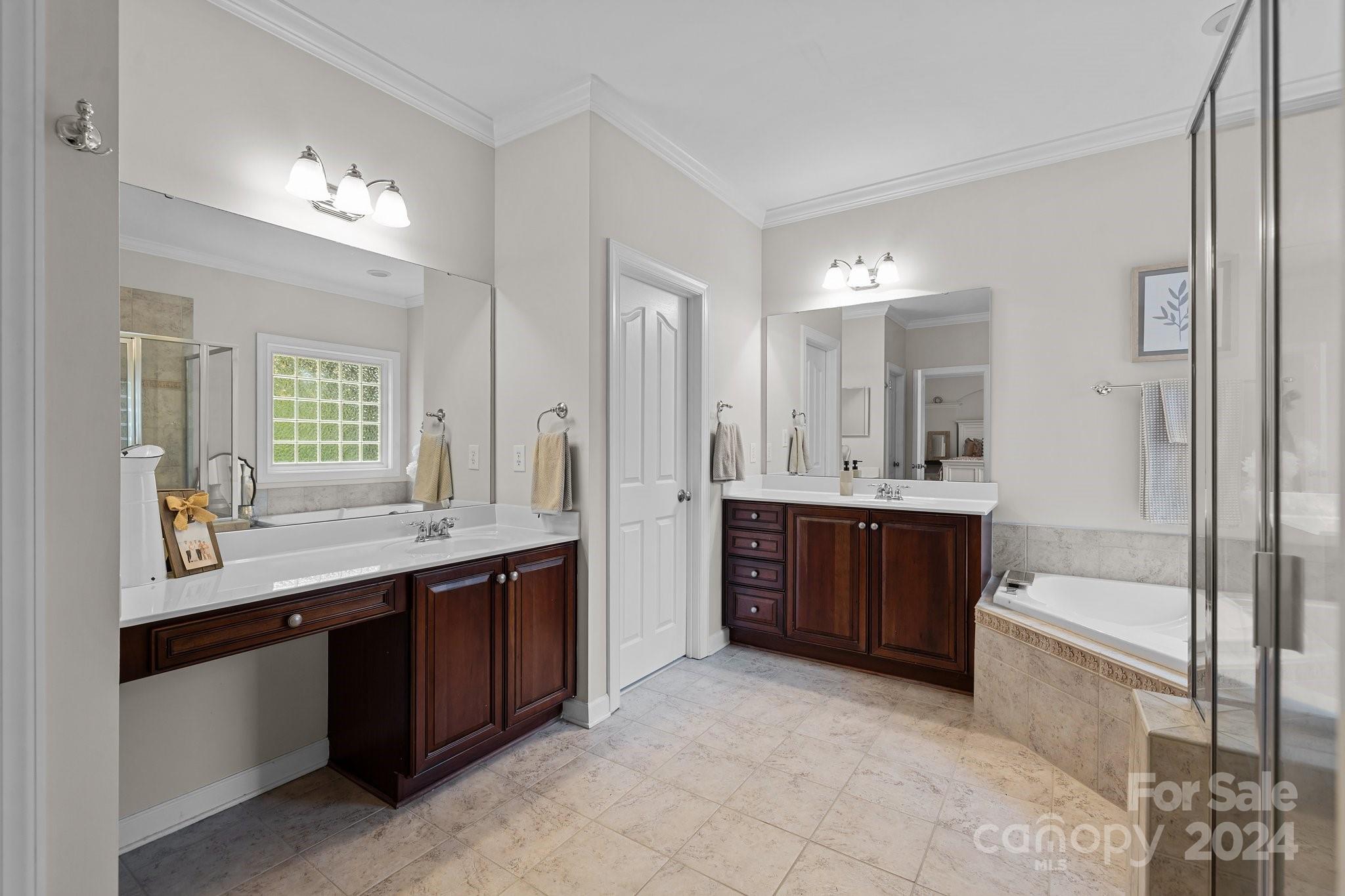 The Palisades - Residential