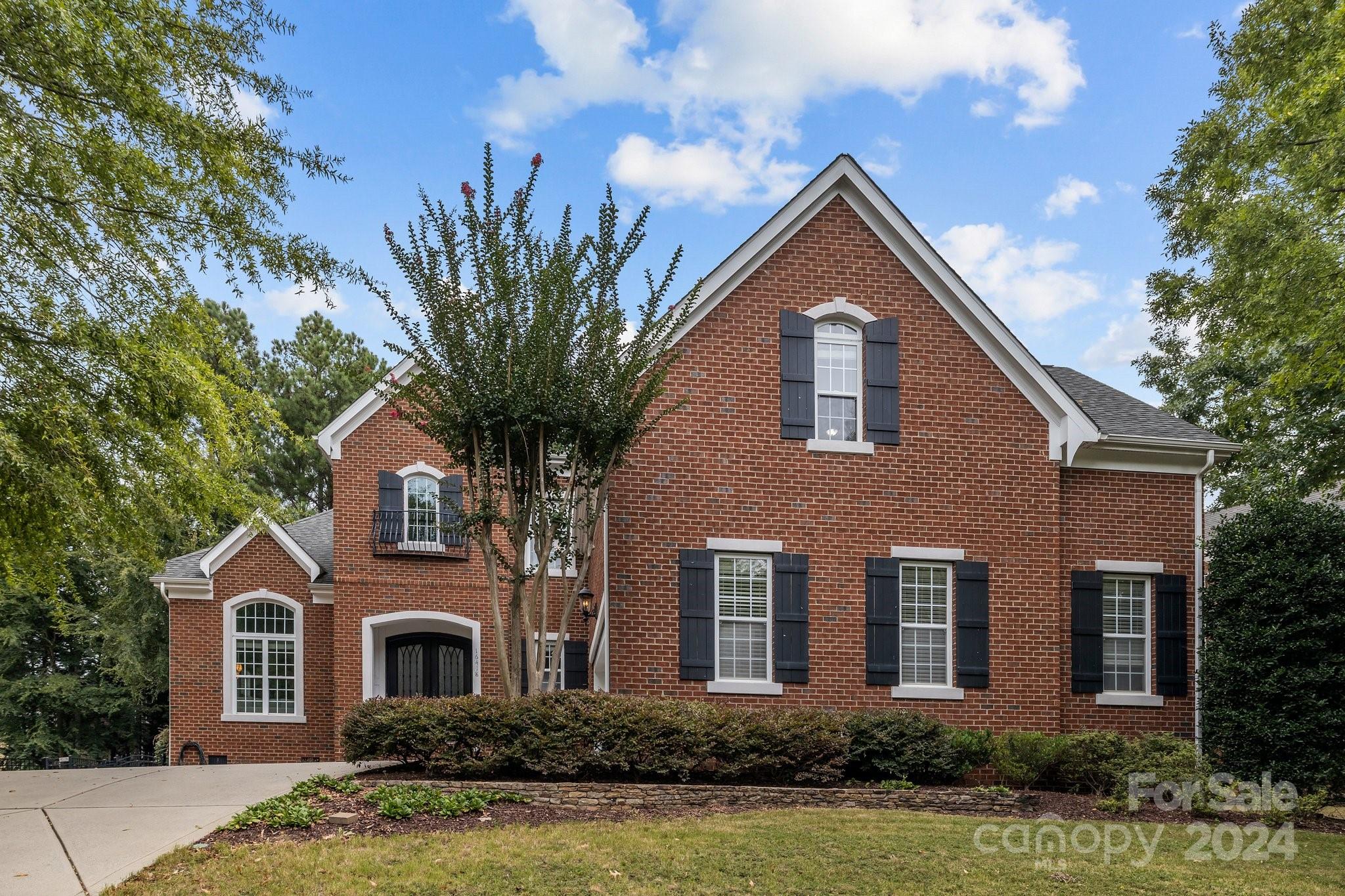 The Palisades - Residential