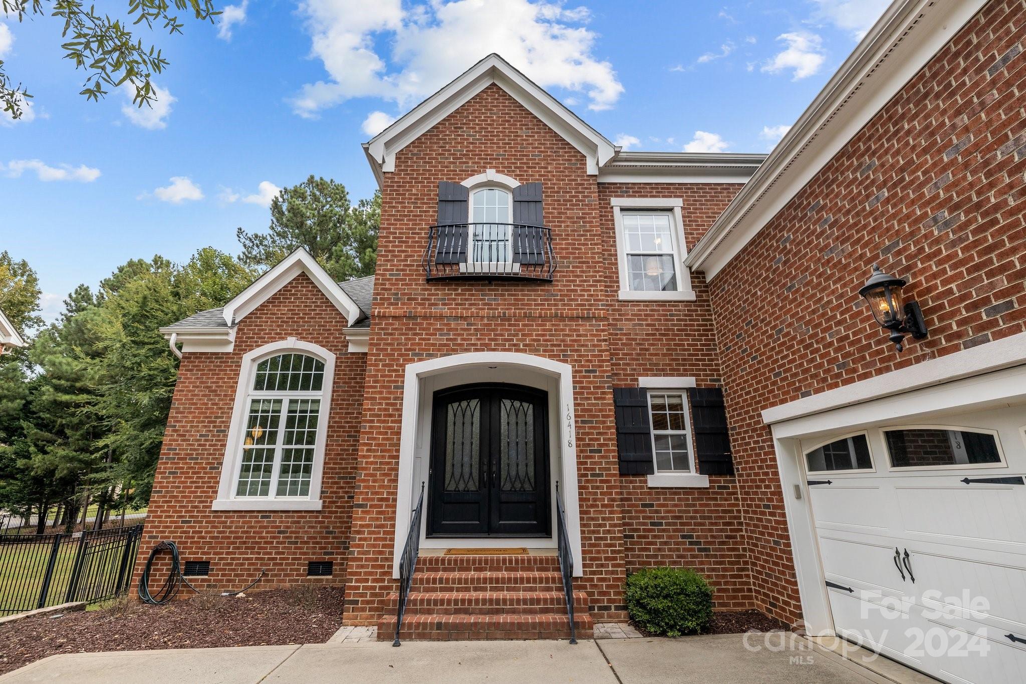 The Palisades - Residential