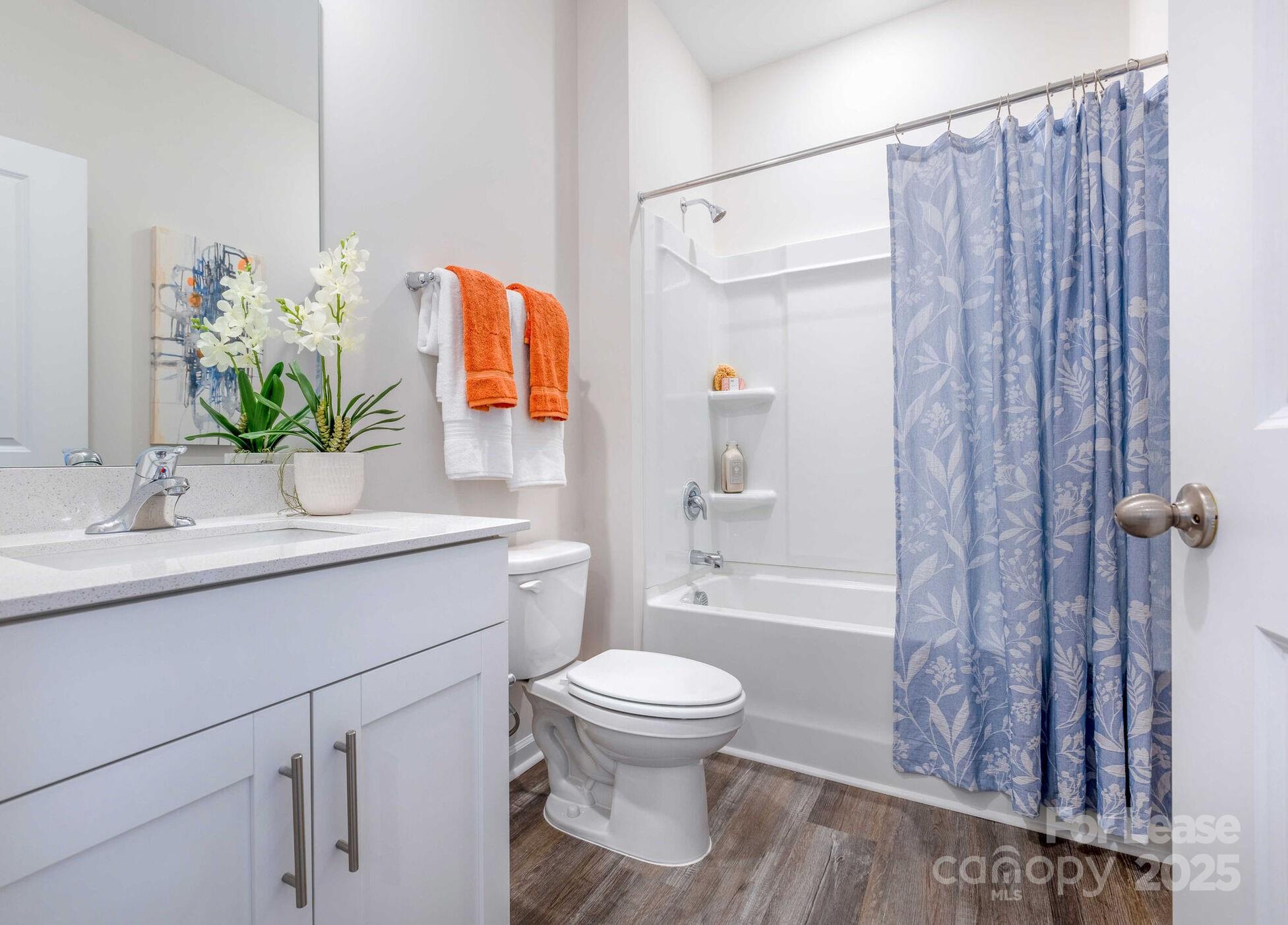 Troutman, North Carolina 28166, United States, 5 Bedrooms Bedrooms, ,3 BathroomsBathrooms,Residential,Active,14974