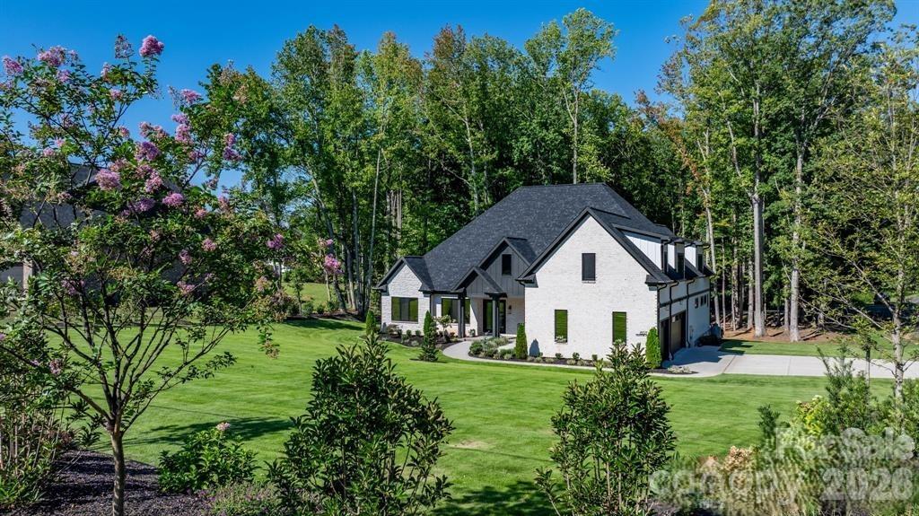 8527 Fieldstone Drive