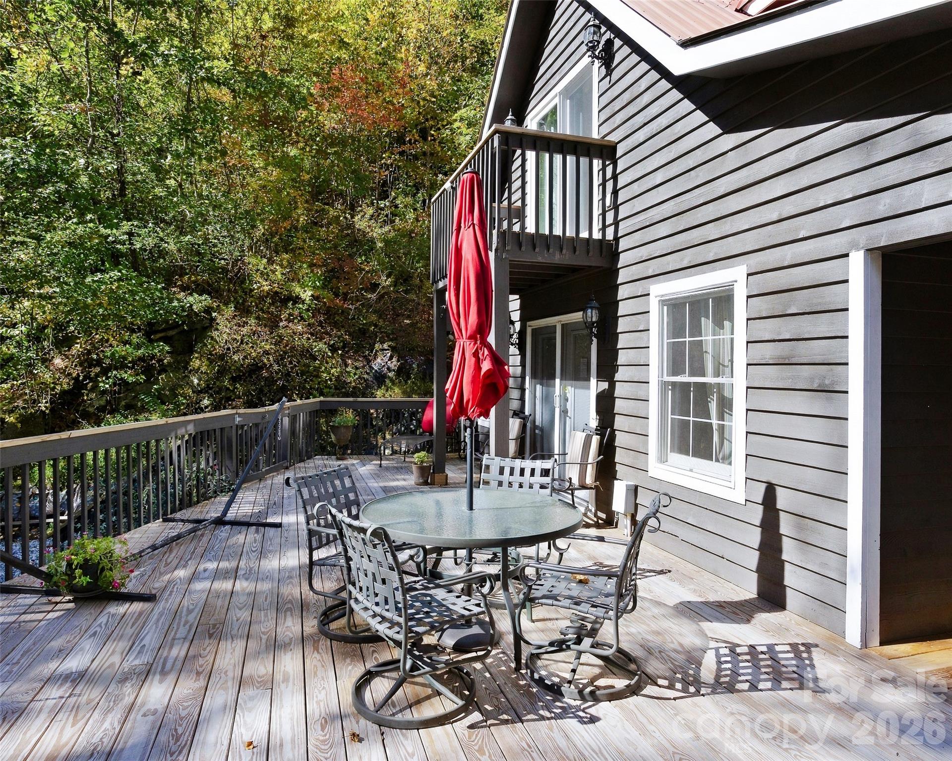 237 Woodys Drive