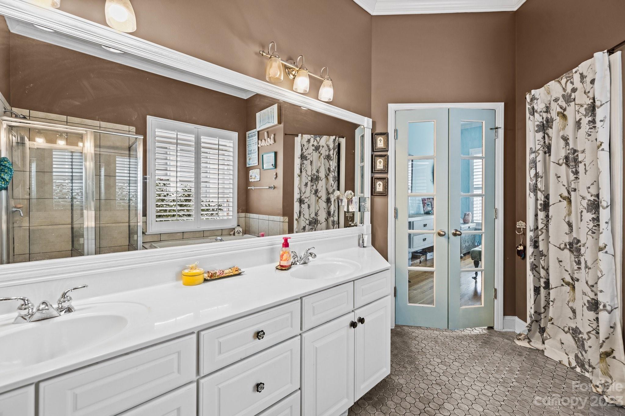 Baxter Village - Residential