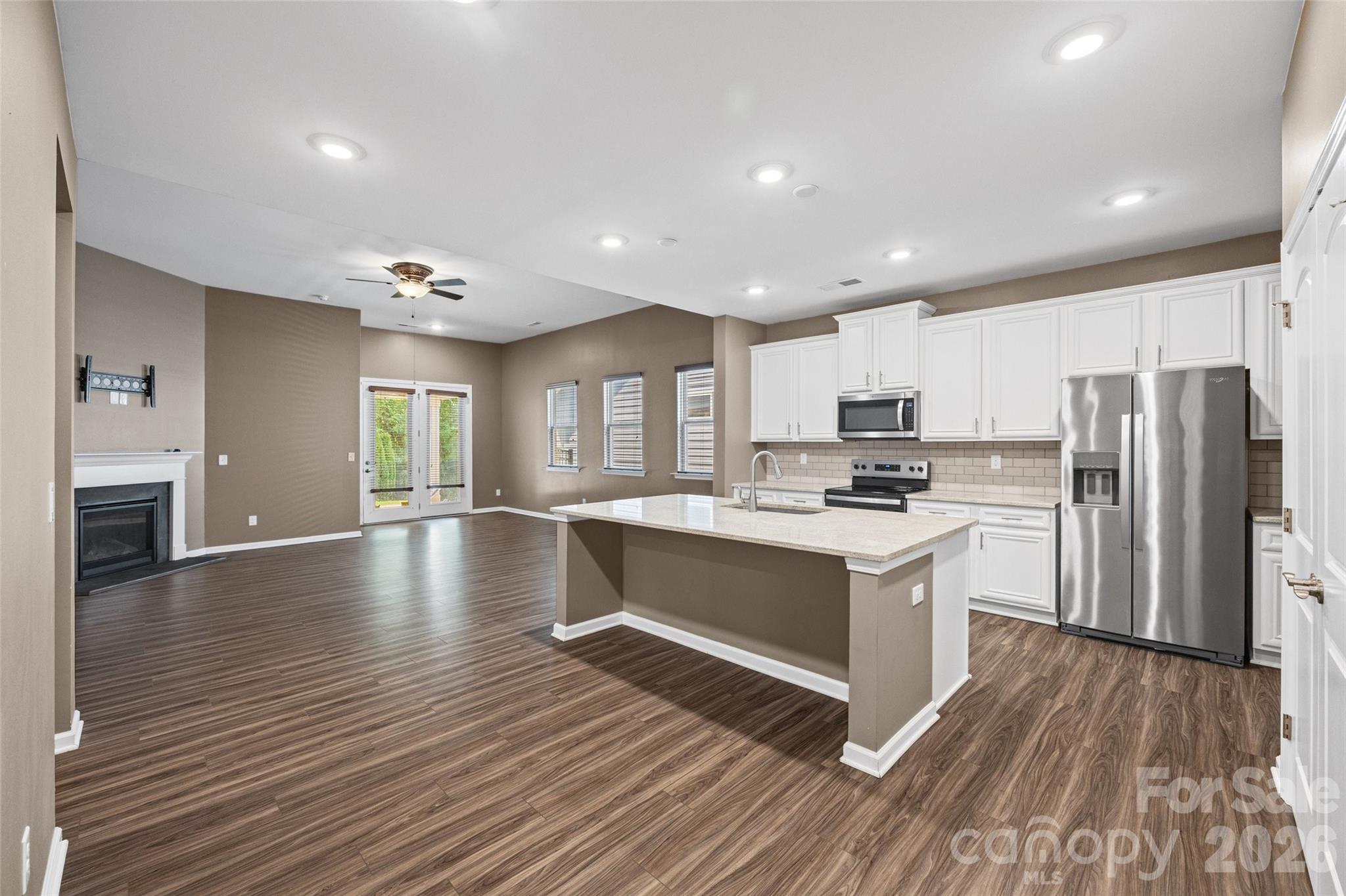 596 Rustlewood Way 16