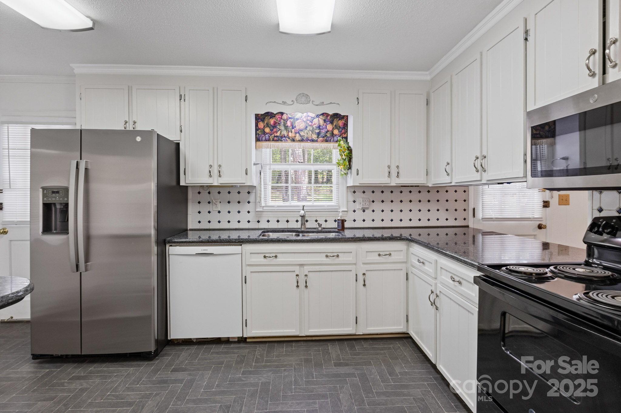 Forest Hills - Residential