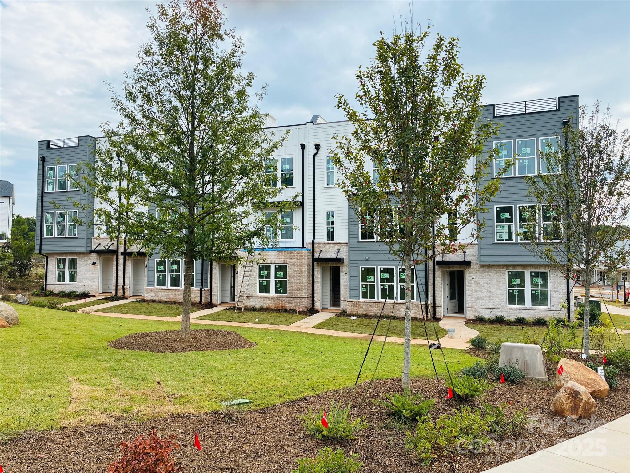 4332 Honeywalk Lane 46