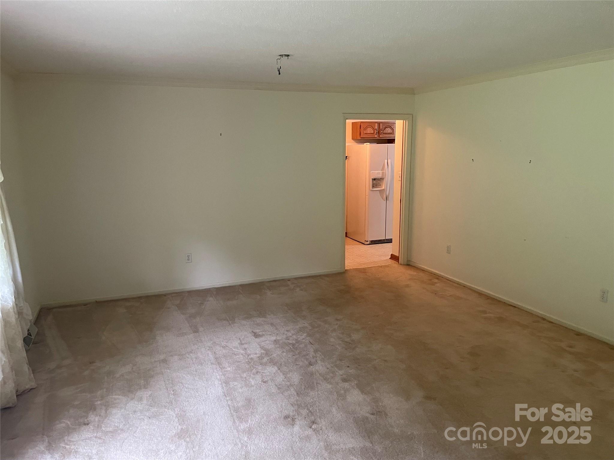 281 Schoolside Drive