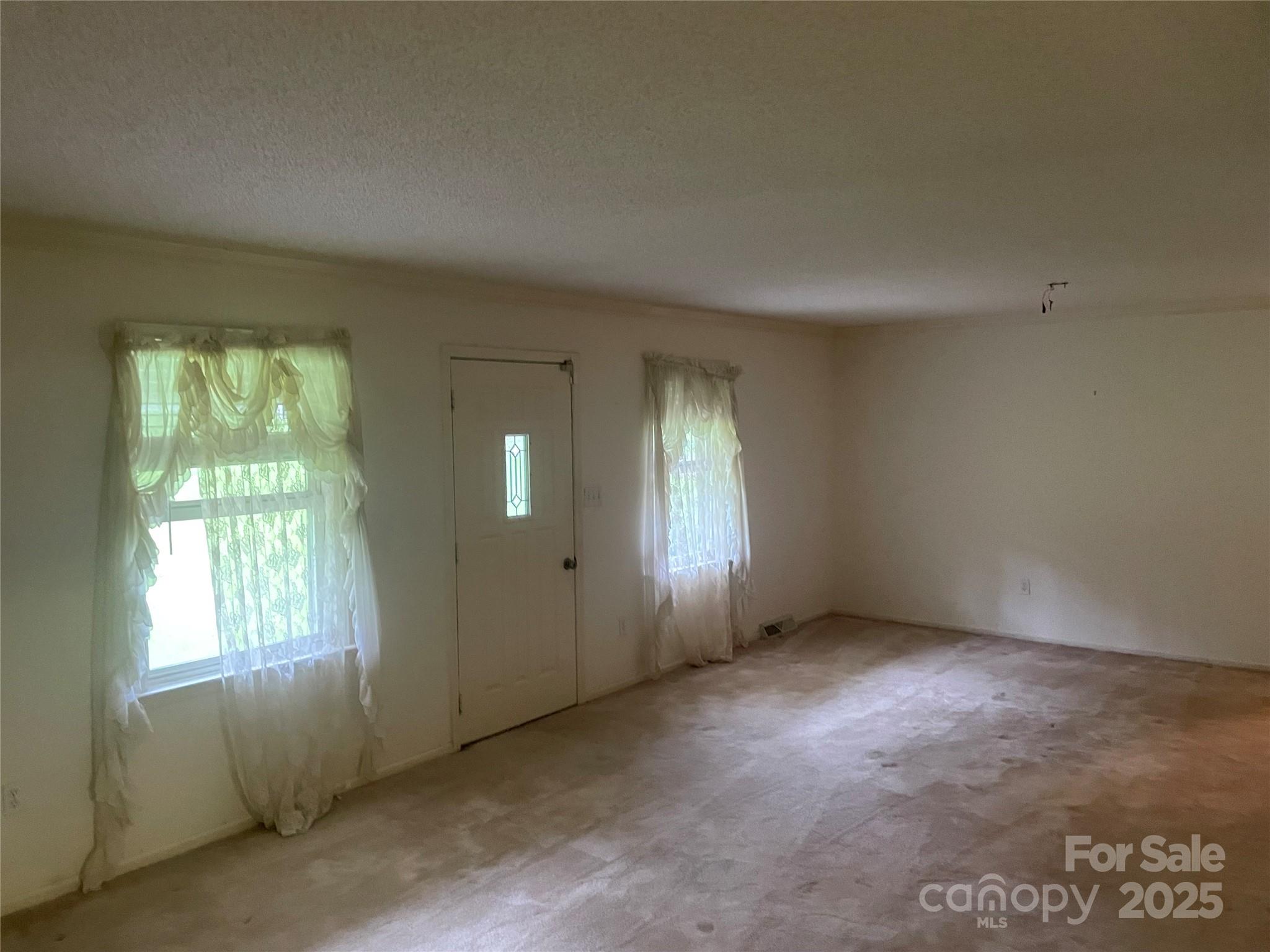 281 Schoolside Drive