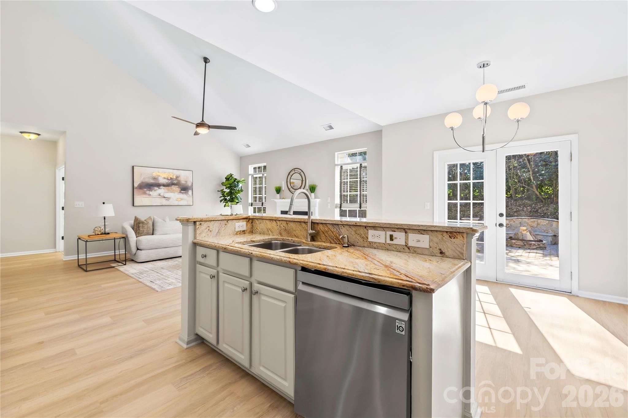 20307 Southshore Drive