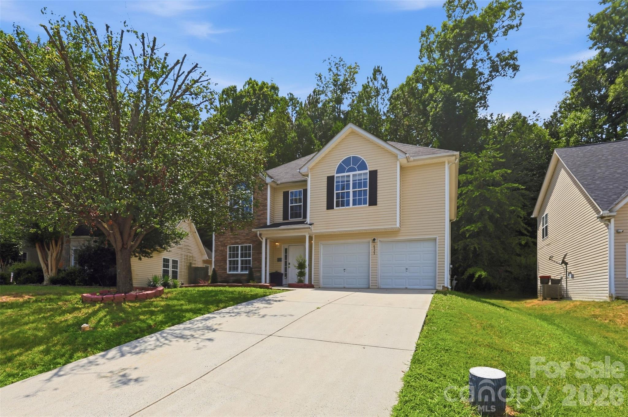 4923 Eagle Creek Drive