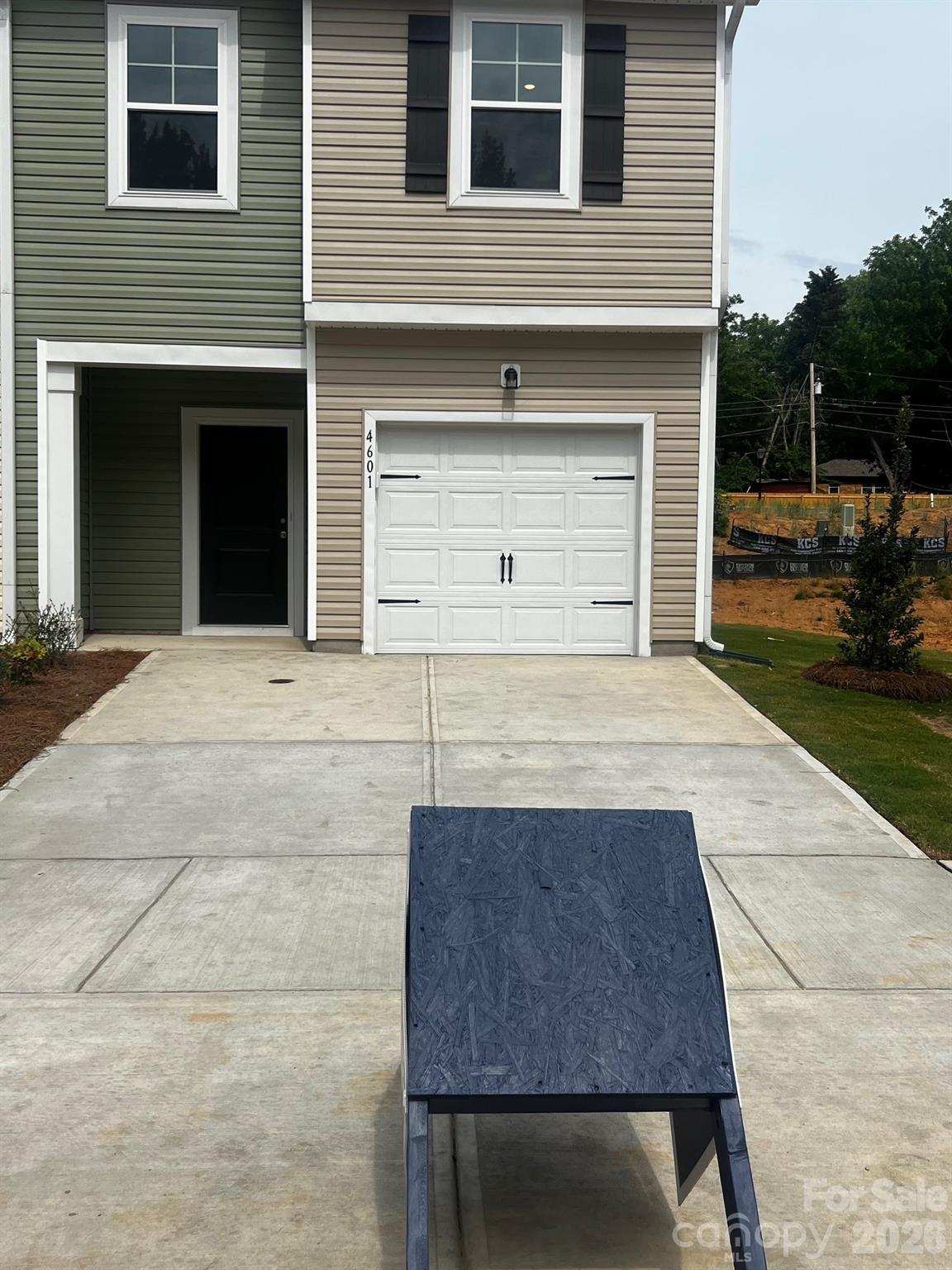 Townes At Ribbon Walk - Residential