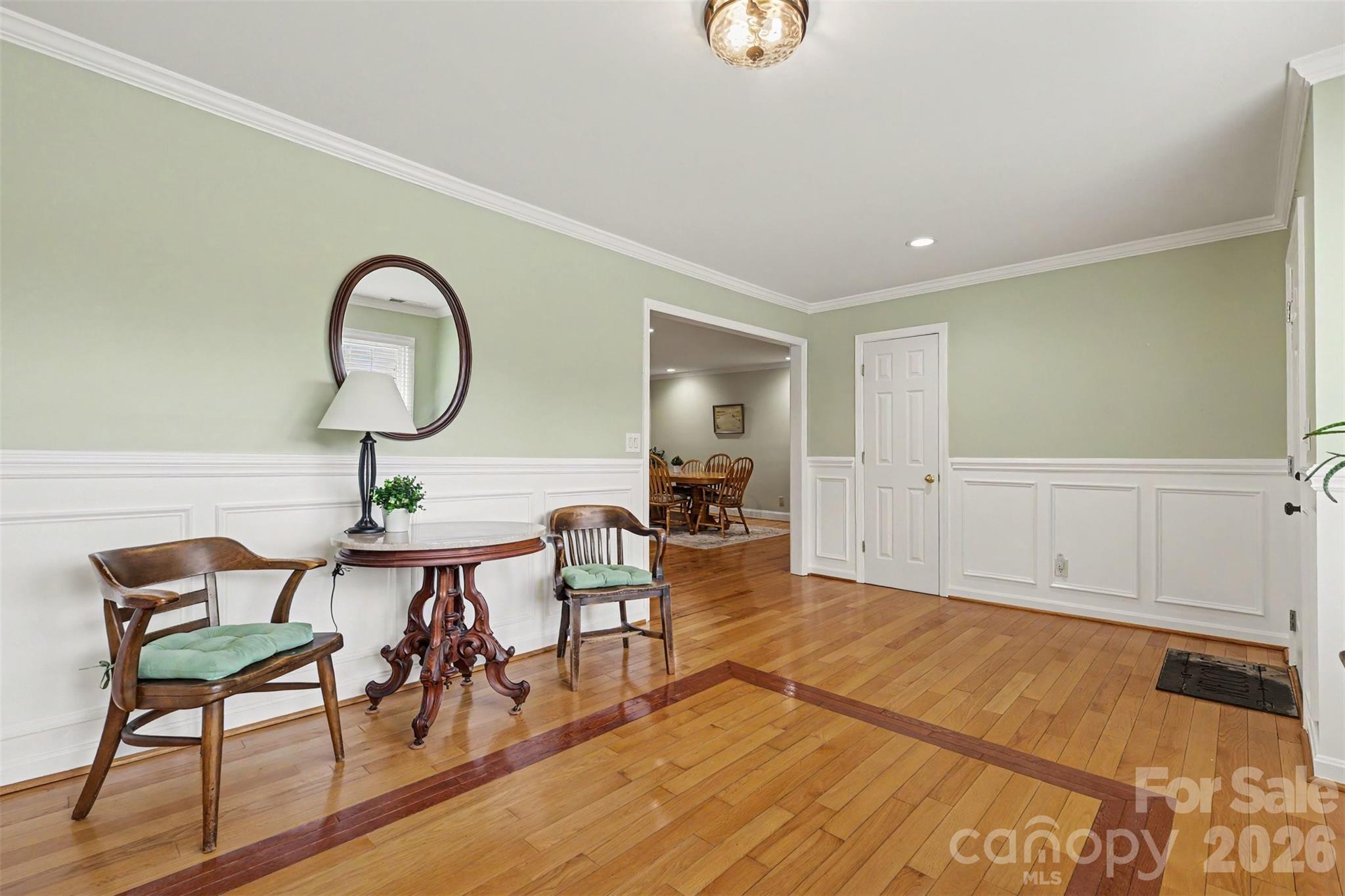 114 Carderock Court
