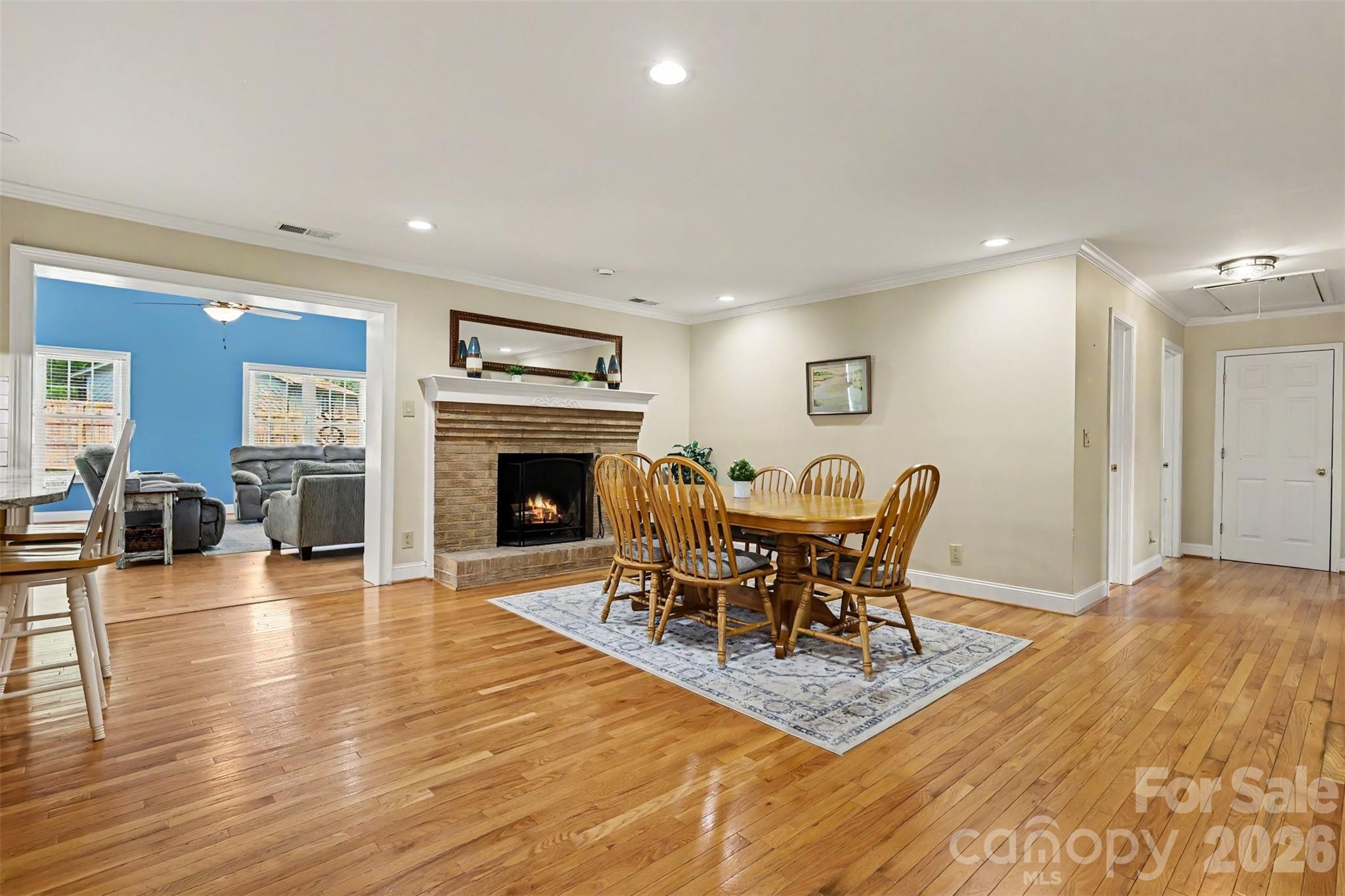 114 Carderock Court