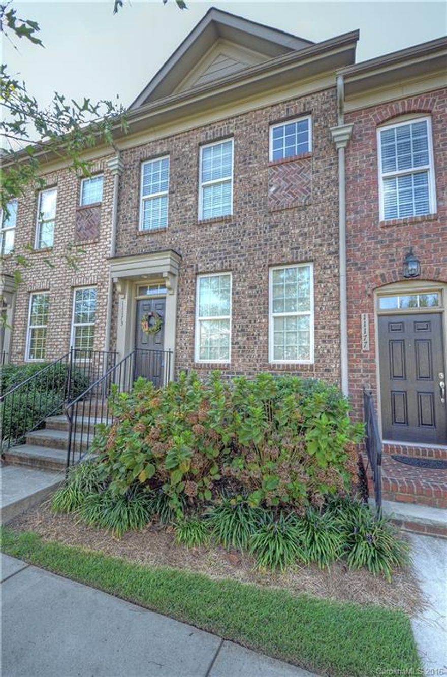 Move-in ready townhouse in desirable & conveniently located Cedar Walk.  This fantastic home, just steps away from restaurants & shopping, has everything the modern buyer is looking for: an open flowing floor plan uniting kitchen, dining and great room, an updated kitchen with 42" cabinets & granite, plus a fenced yard with patio.  Both bedrooms are generous in size with walk-in closets and dedicated full baths (master bath has garden tub).  HOA covers cable and internet.