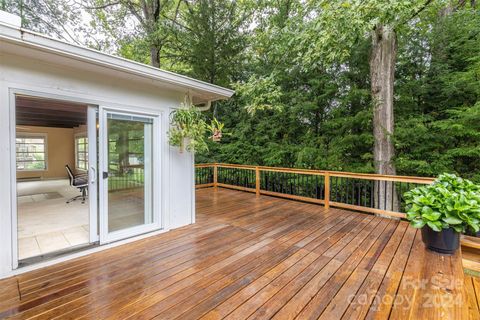 A home in Hendersonville