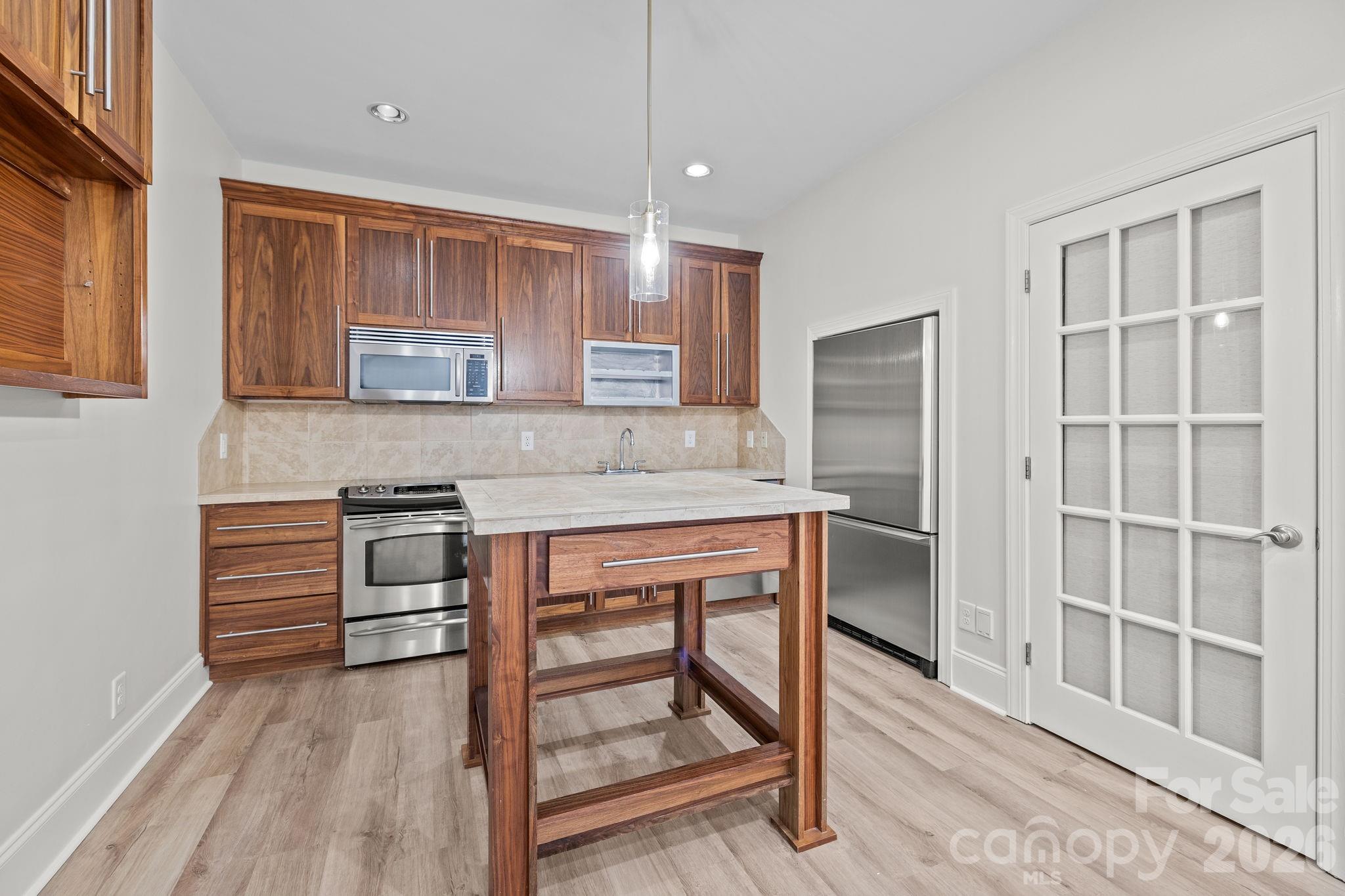 Valhalla Farms - Residential