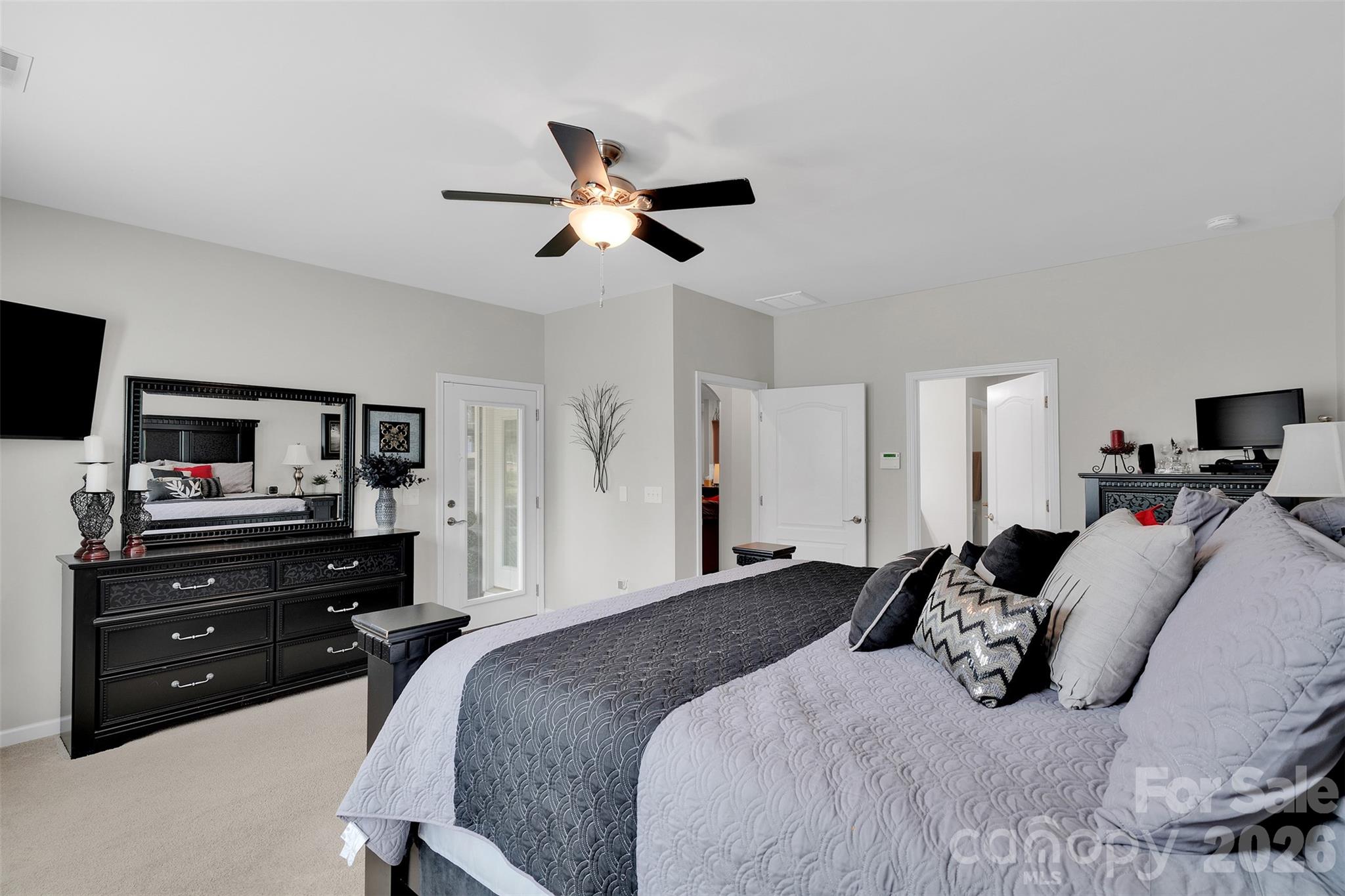 Summerhouse at Paddlers Cove - Residential