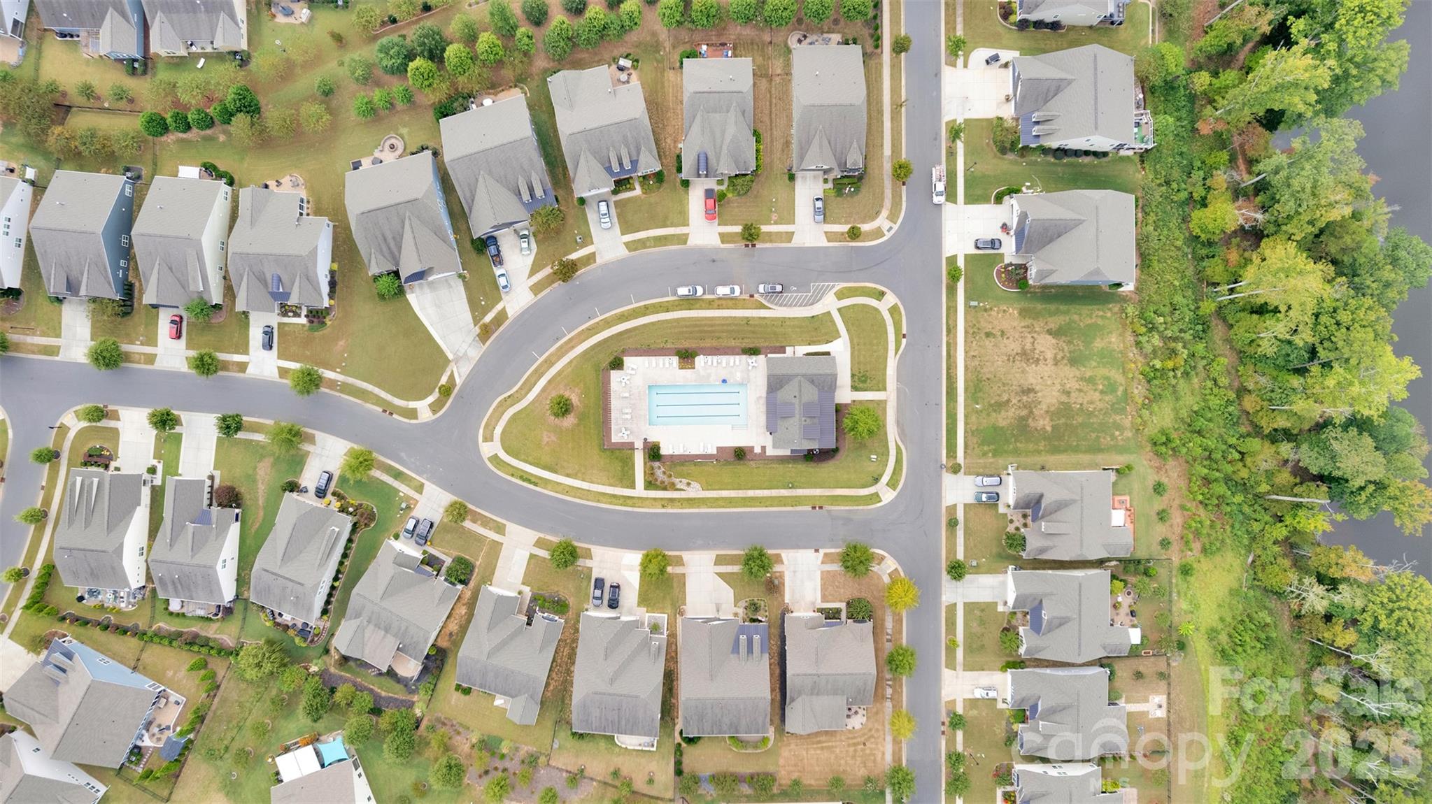 Summerhouse at Paddlers Cove - Residential