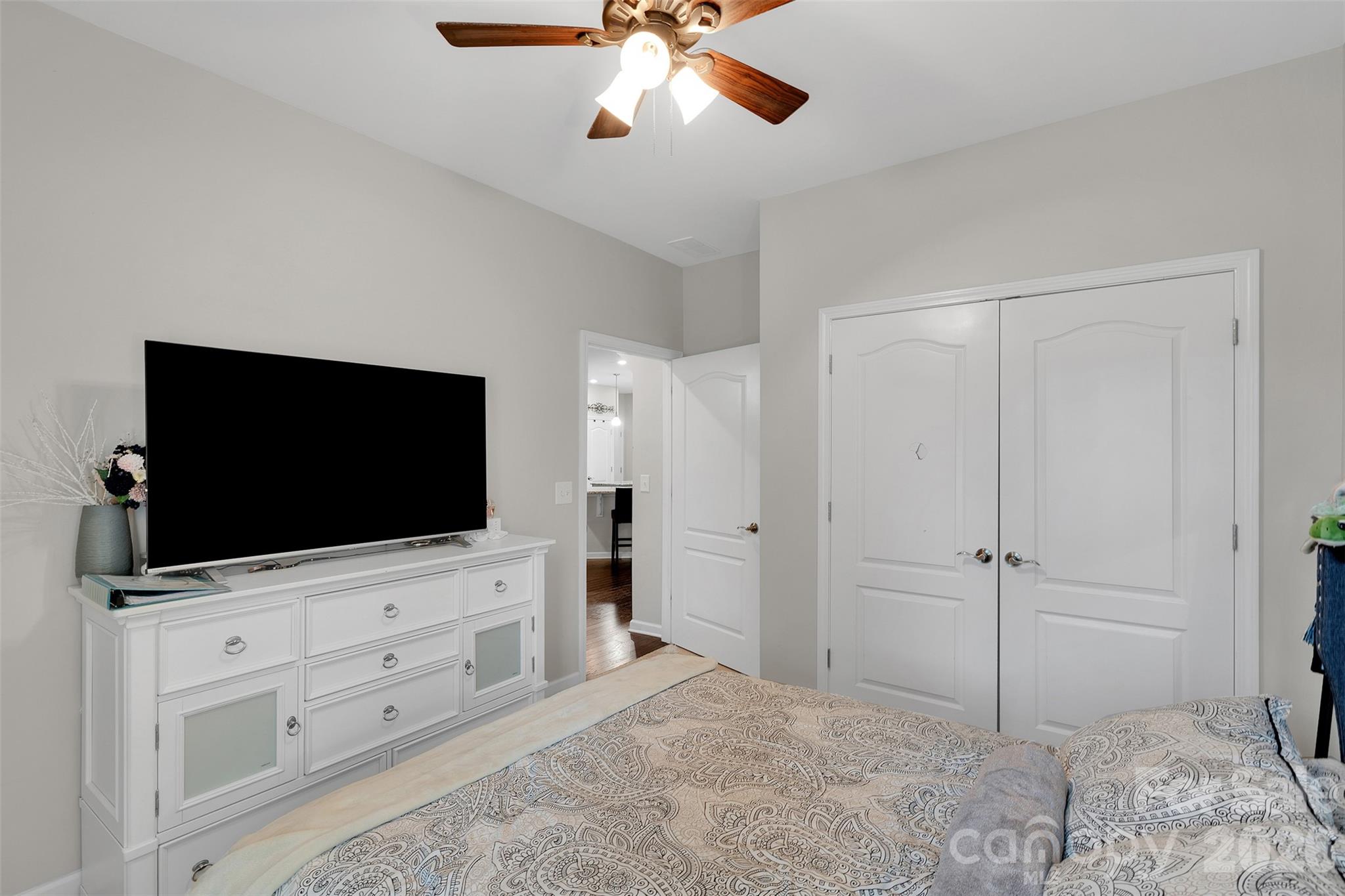 Summerhouse at Paddlers Cove - Residential