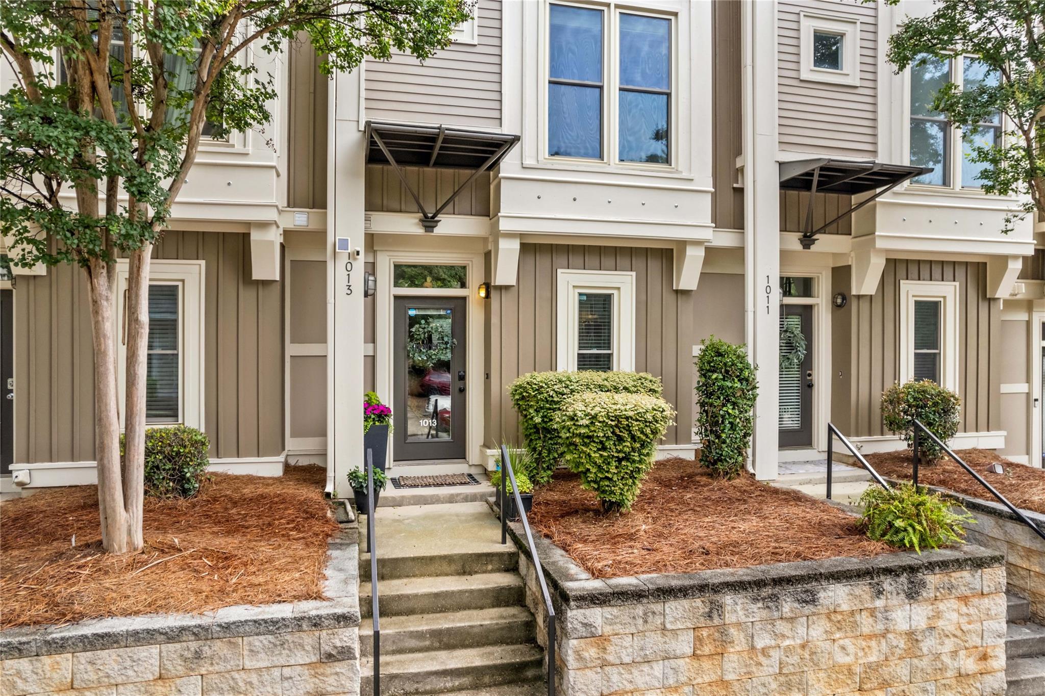 1013 Park West Drive 5