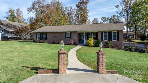 A home in Hickory