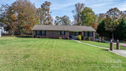 A home in Hickory