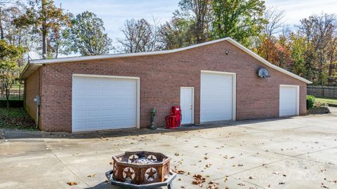 A home in Hickory