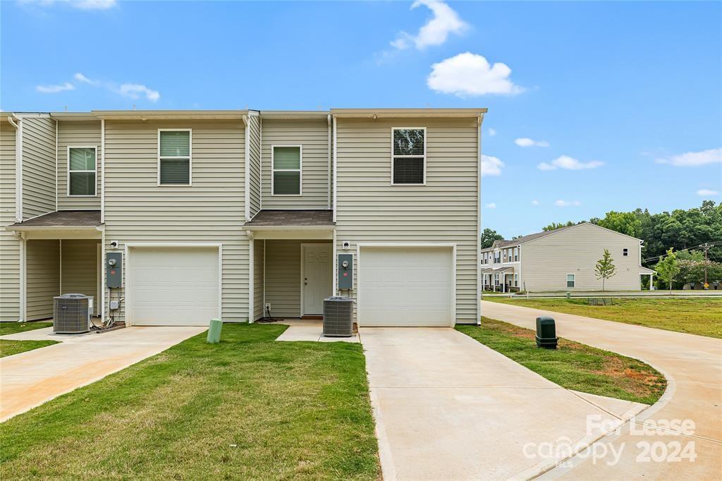 Ashton Manor - Residential Lease