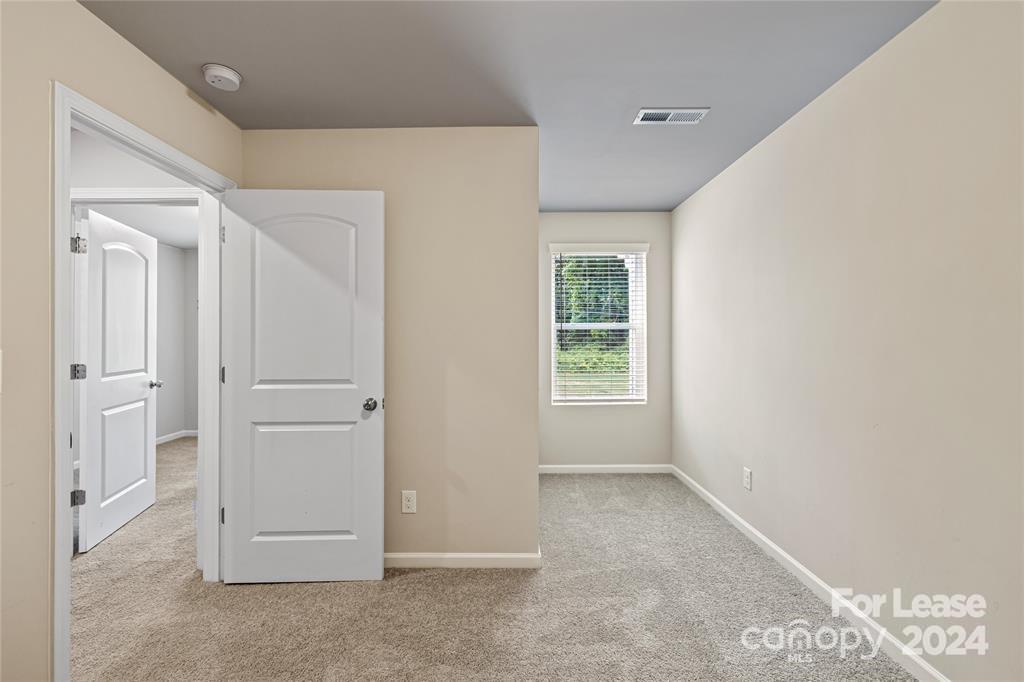 Ashton Manor - Residential Lease