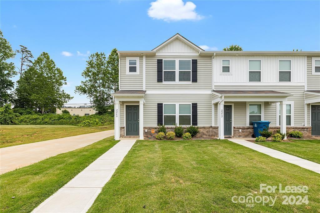 Ashton Manor - Residential Lease