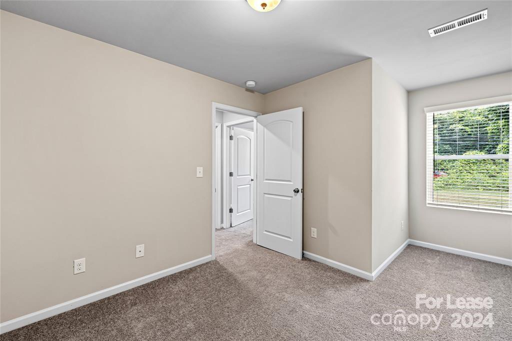 Ashton Manor - Residential Lease