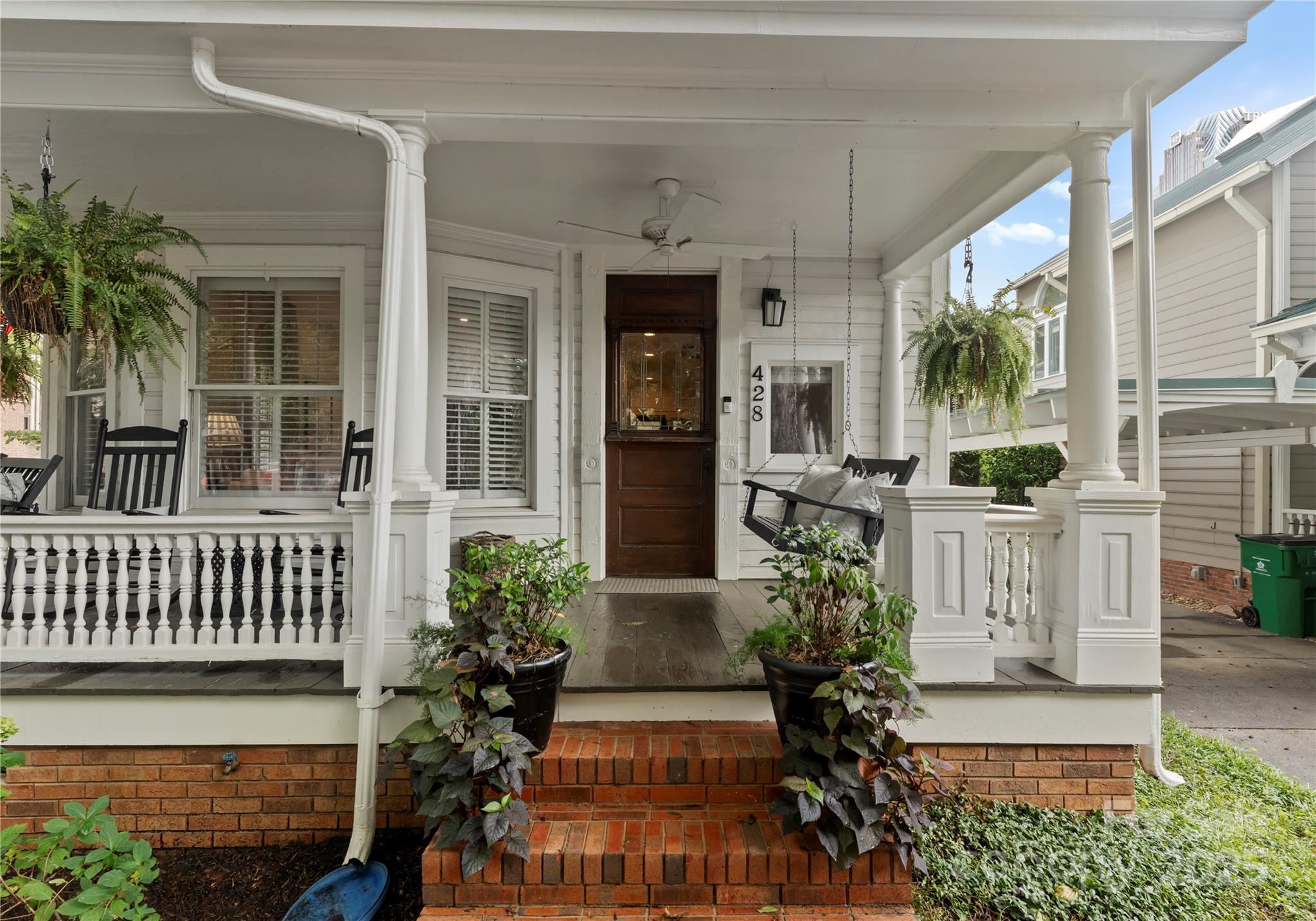 428 N Poplar Street