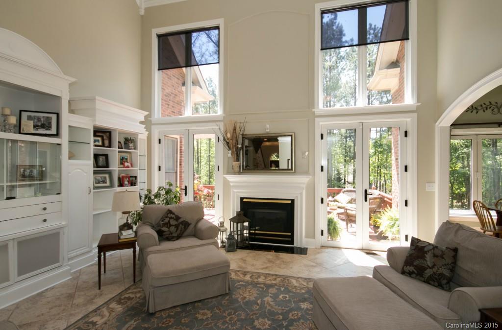 The Harbour at the Pointe - Residential