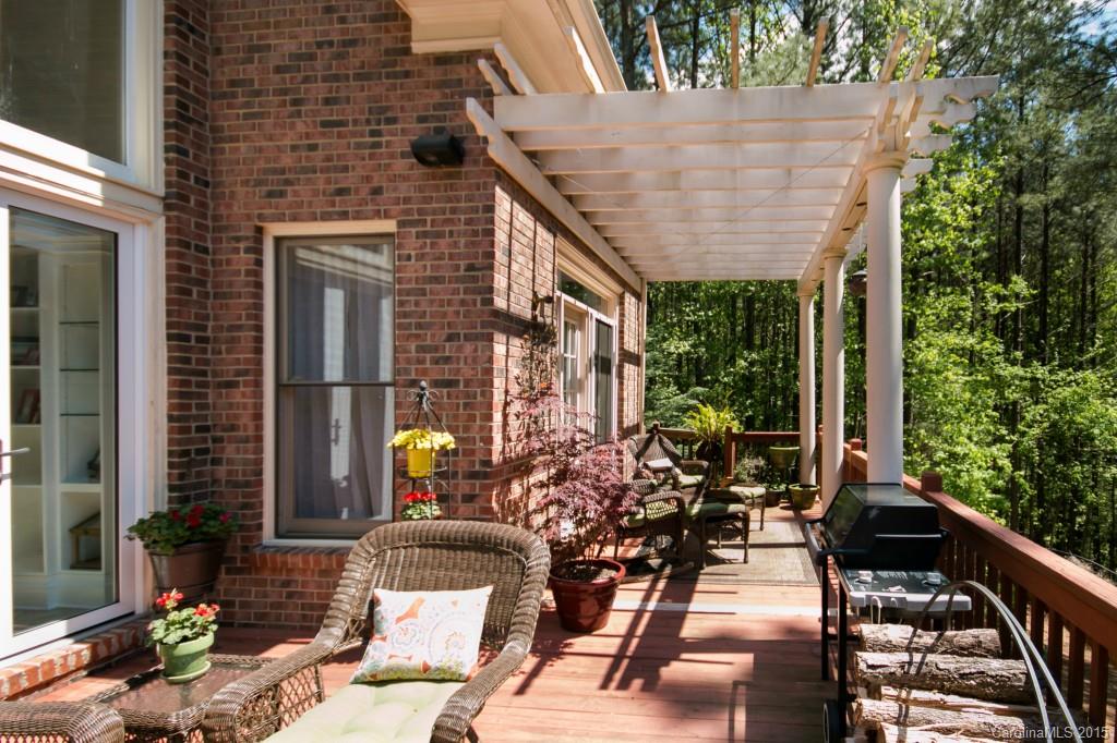 The Harbour at the Pointe - Residential