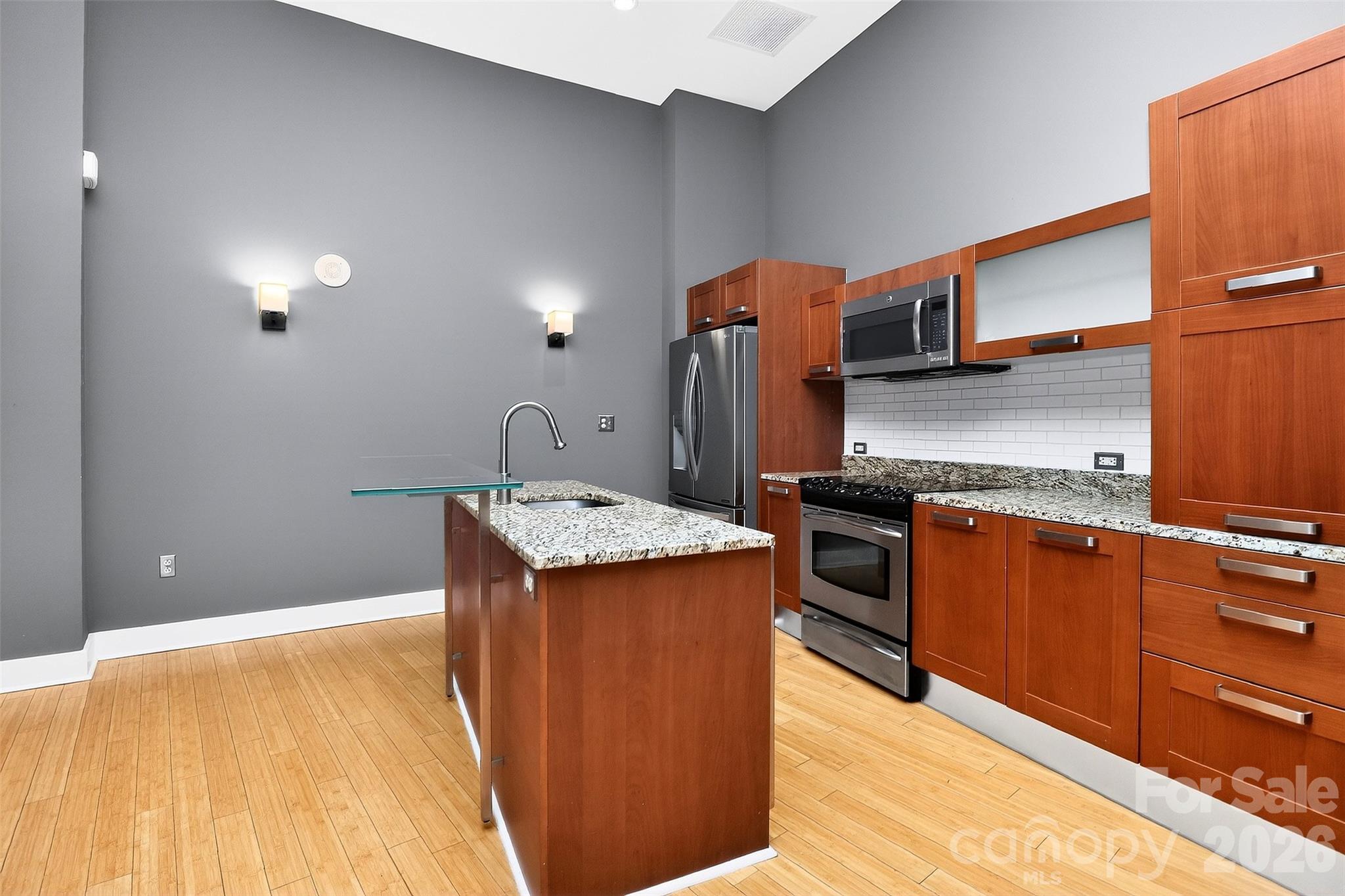 Metropolitan - Residential